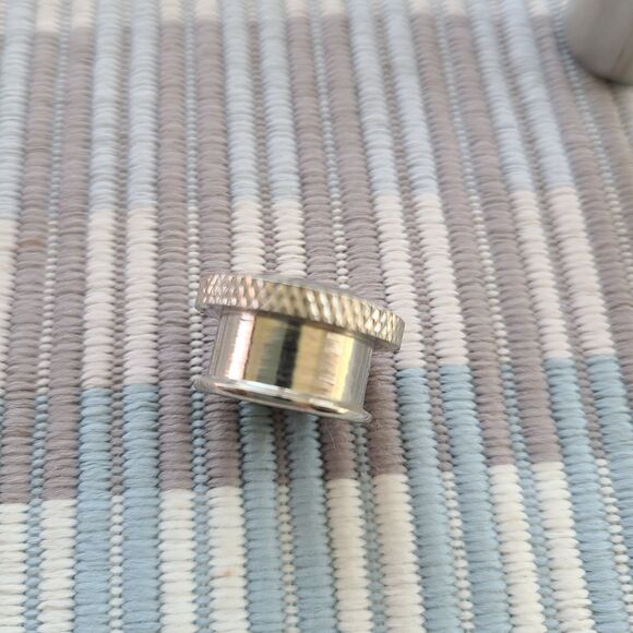 NWOT Personalized "CHRIS" Mini Novelty Flask Keychain Carabiner Clip Screw Cap - Picture 5 of 9